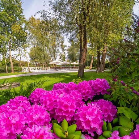 Green Garden Hotel Raszyn Dış mekan fotoğraf
