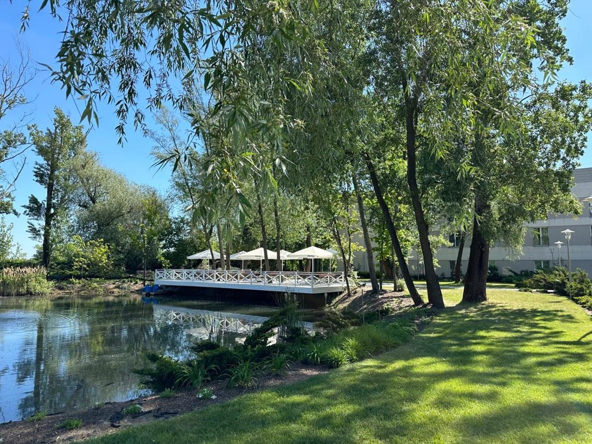 Green Garden Hotel Raszyn Dış mekan fotoğraf